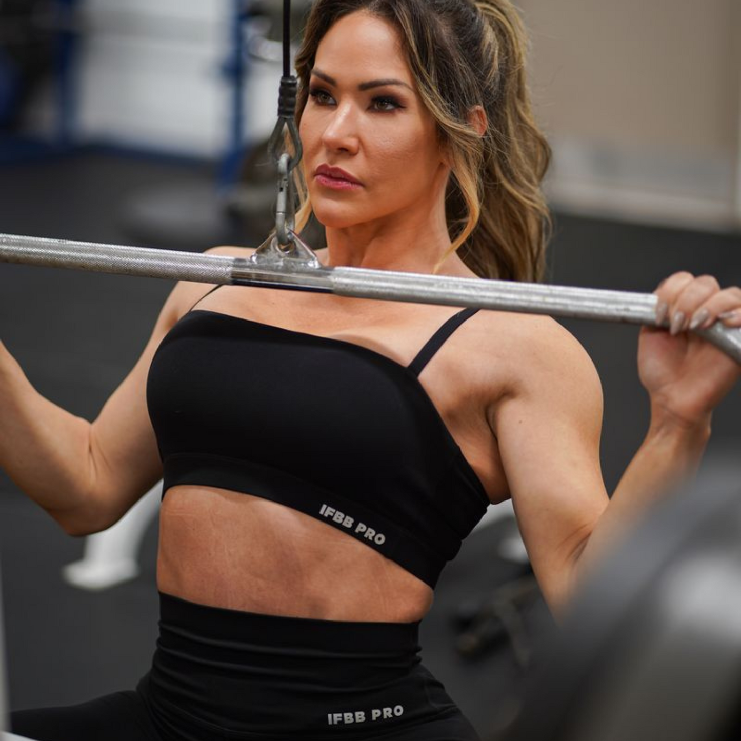 SPORTS BRA